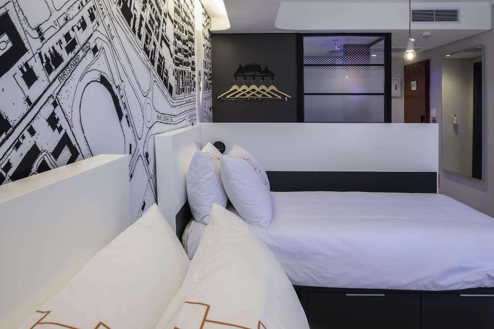 ANEW Hotel Green Point Cape Town 20/35