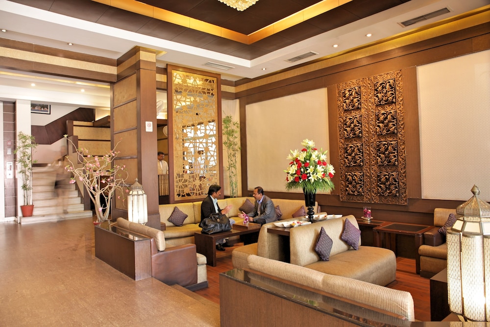 HOTEL SURYA ROYAL 22/41