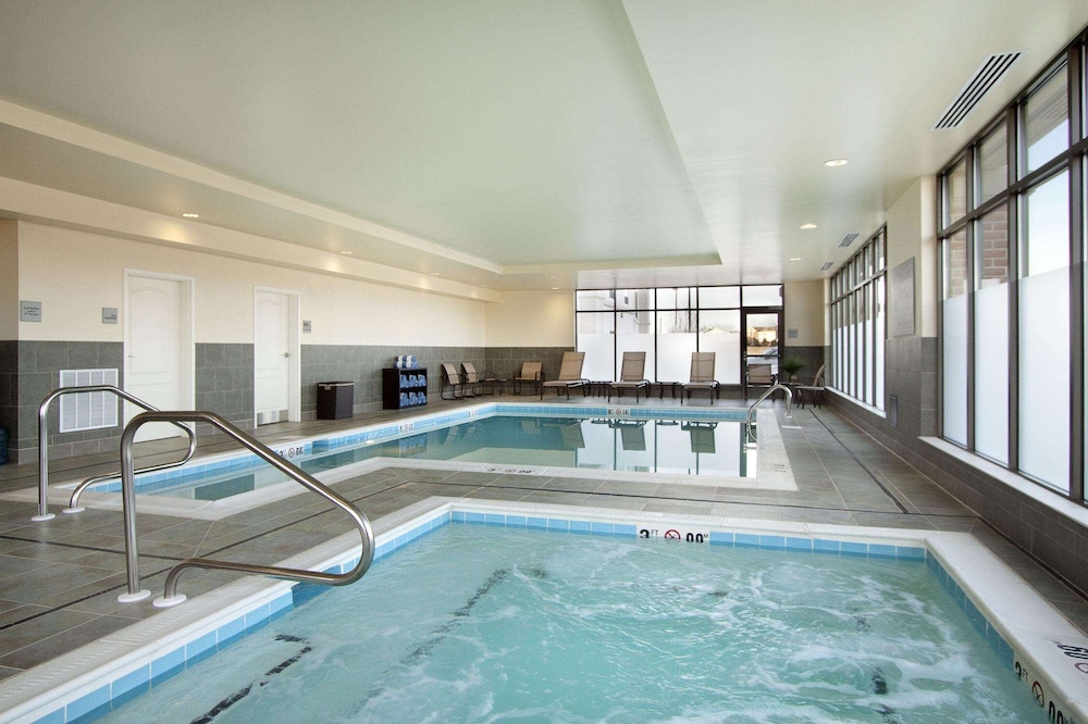 Hampton Inn And Suites Charles Town 29/51