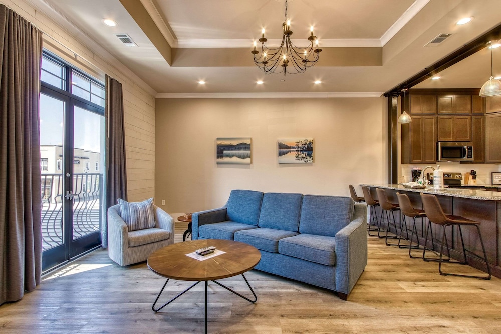 New Hotel Collection Smoky Mountains 27/50