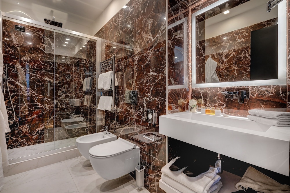 Dharma Boutique Hotel & SPA. 36/41