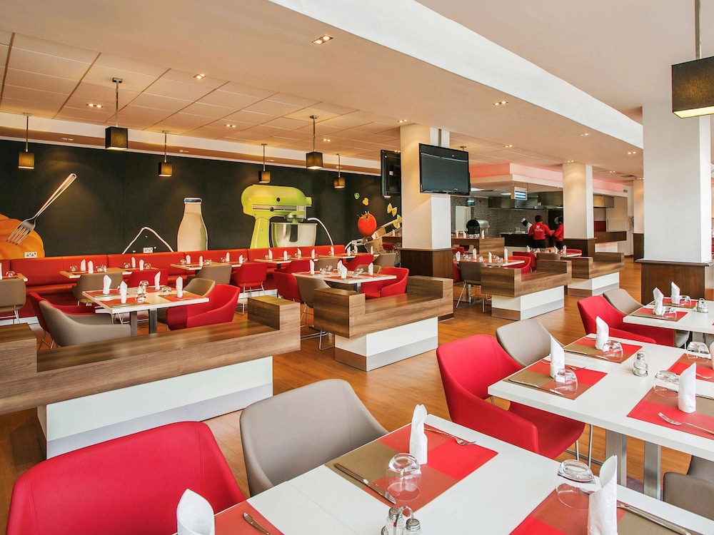 Ibis Lagos Ikeja 50/74