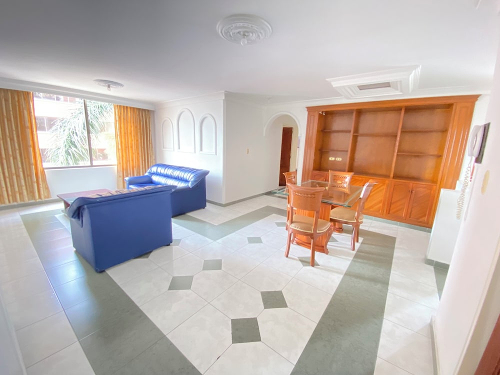 Gran Hotel Cali 8/50