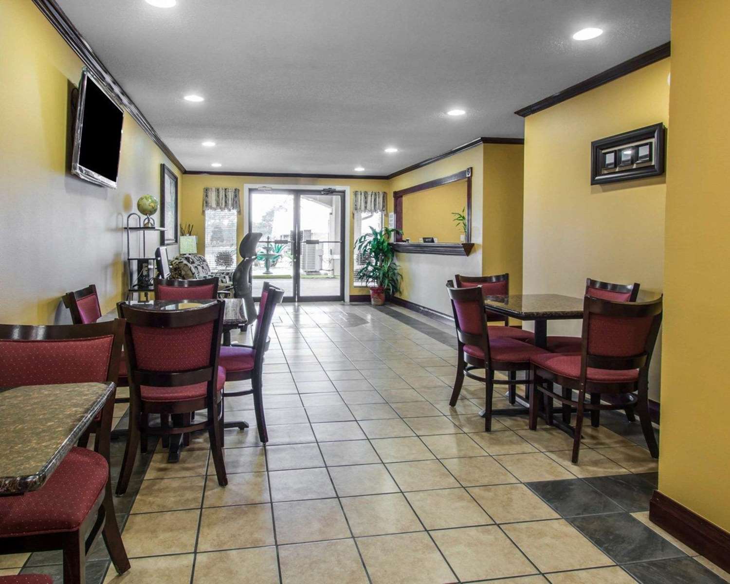 Econo Lodge Defuniak Springs I-10 21/31