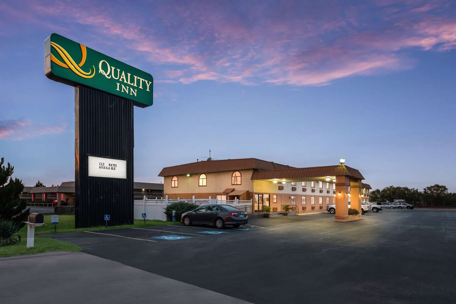Quality Inn Clovis 26/27