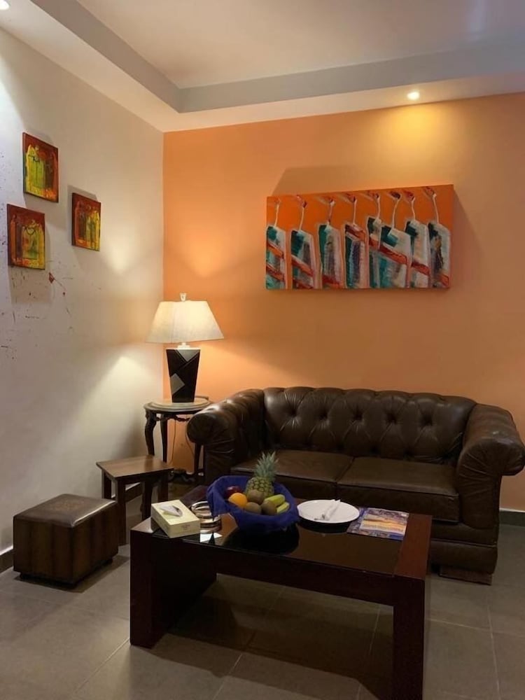 RUM HOTELS - AL WALEED 38/66