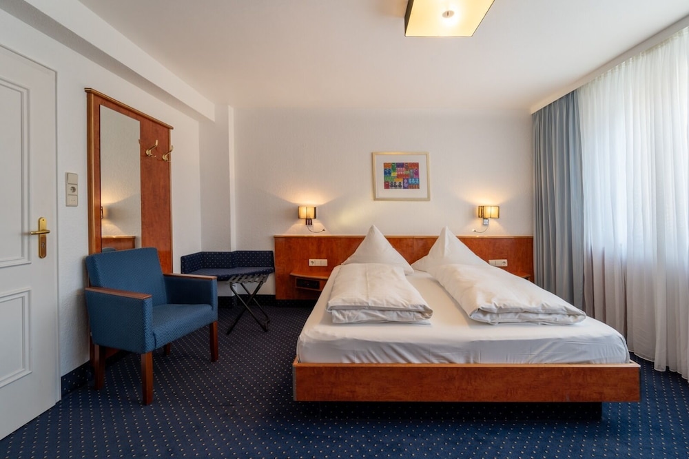 HOTEL WÜRTTEMBERGER HOF 9/44