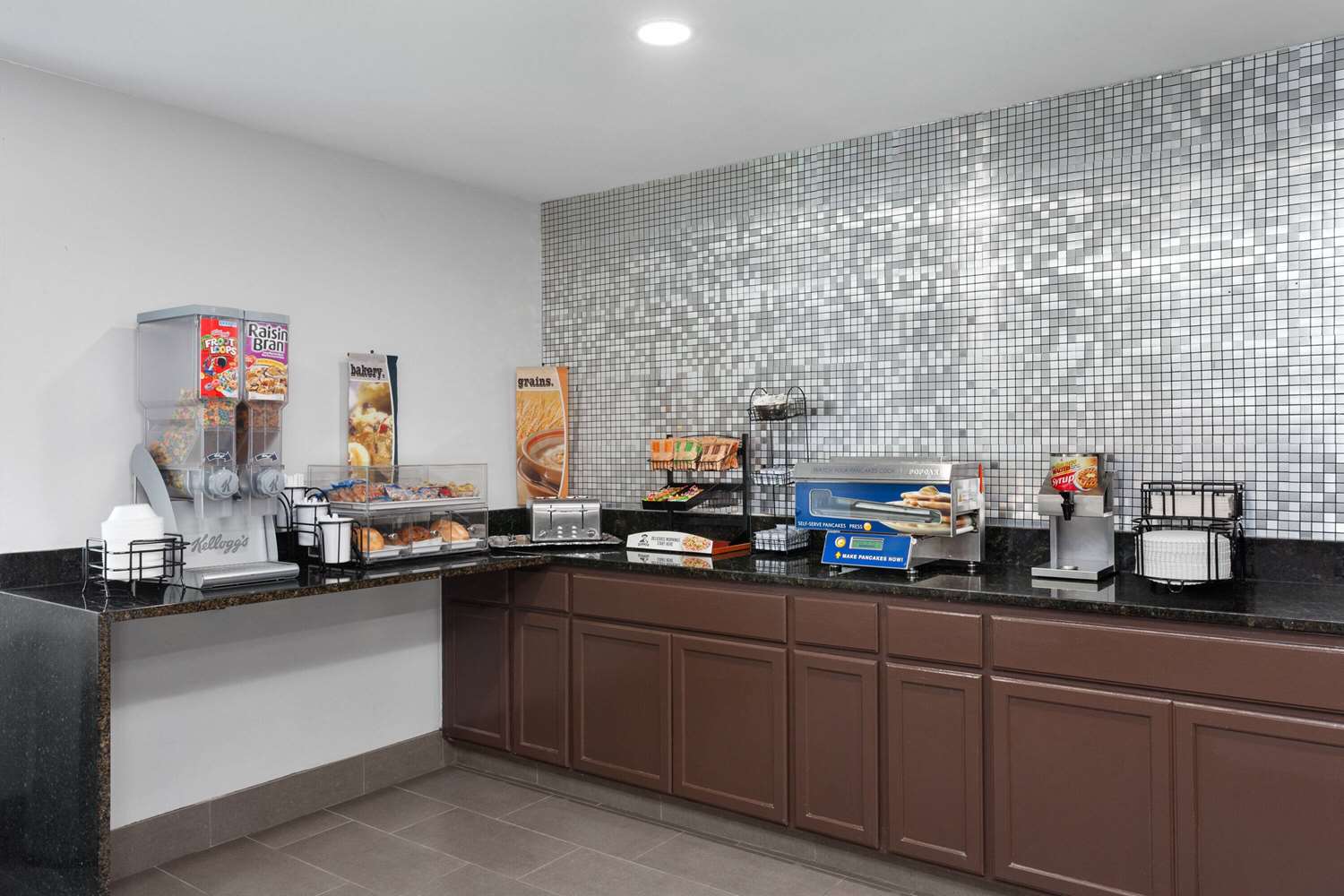 Microtel Inn & Suites by Wyndham Janesville 32/32