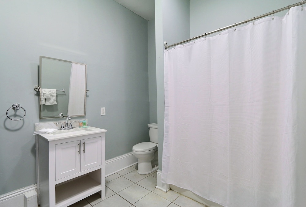Gallery Stays - Parkside Manor 52/52