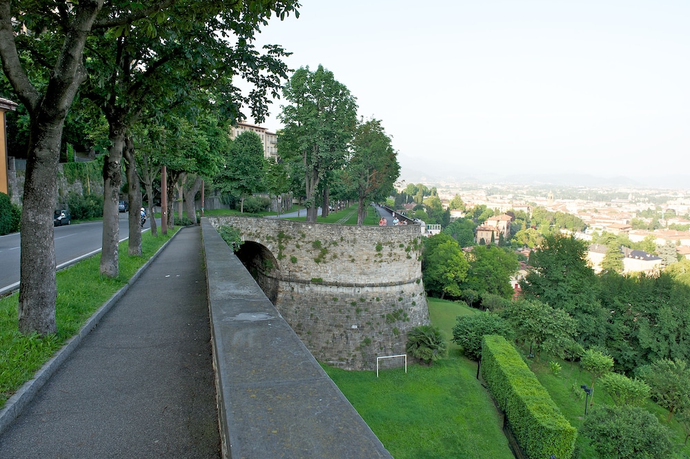 Mercure Bergamo Centro Palazzo Dolci 59/63