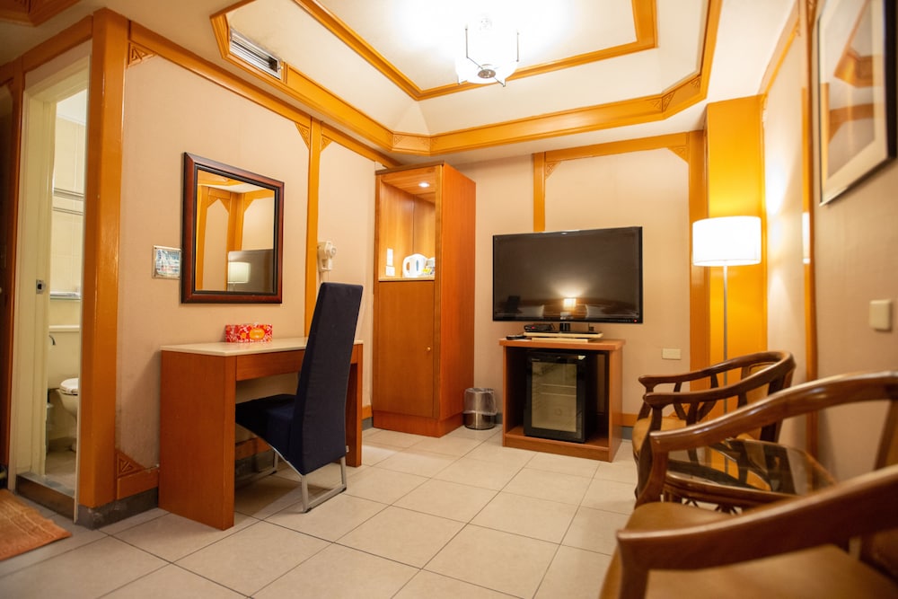 Hua Guo Hotel 41/50