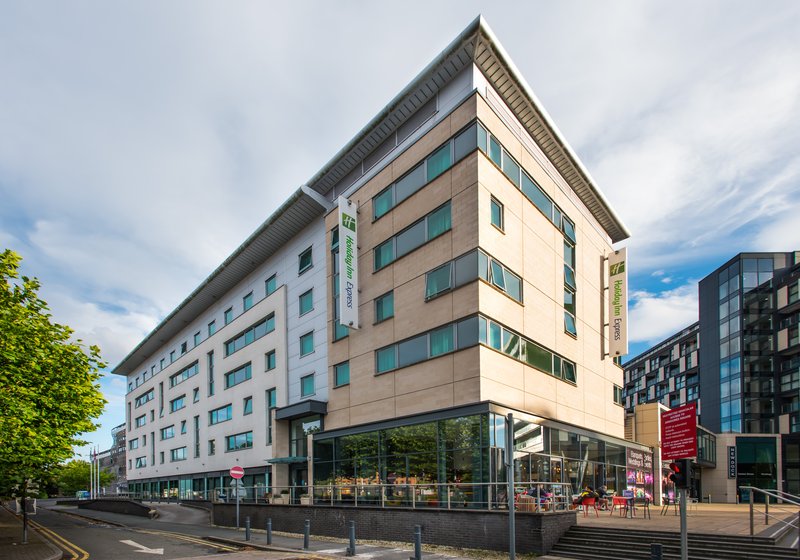 Holiday Inn Express Leeds City Centre Armouries 4/60