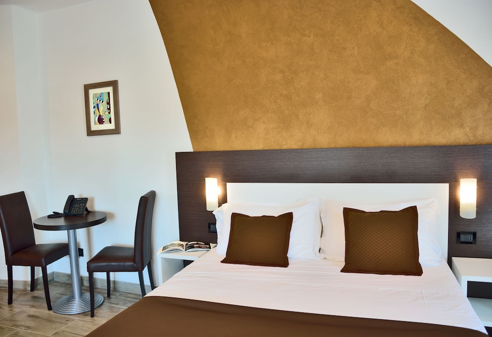 Hotel Luxor Florence 30/76