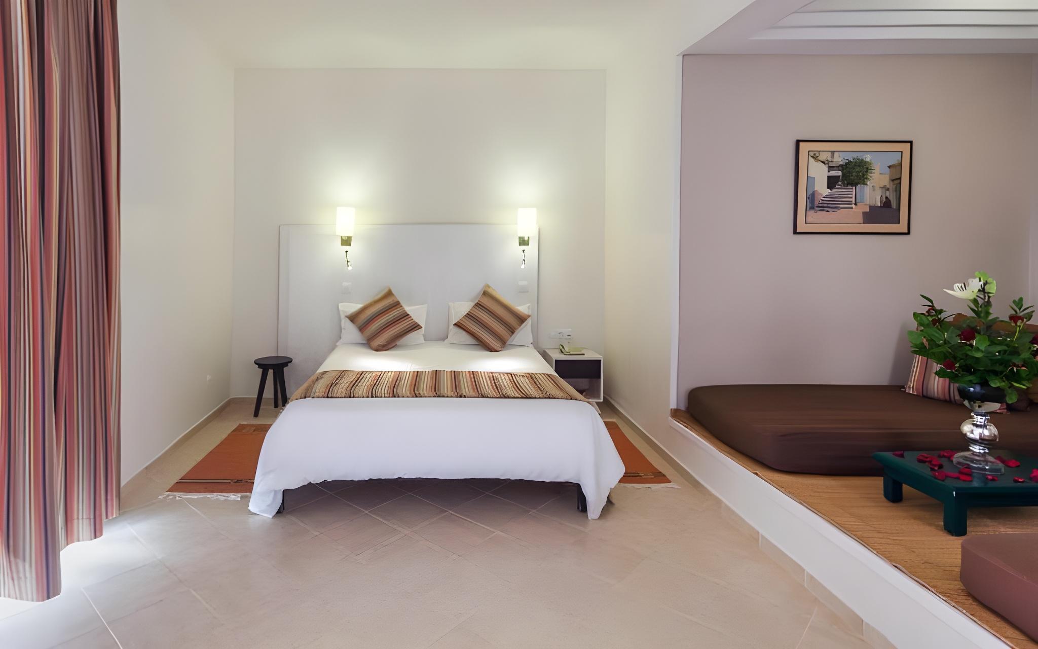 Room, Quadruple, Double and Twin Beds
