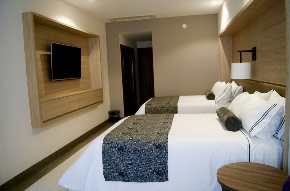 Hotel Real Maestranza 22/69