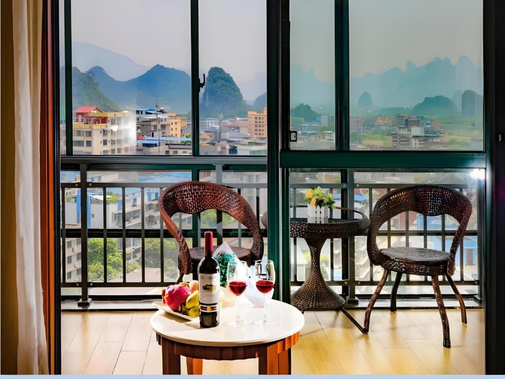 Vienna Hotel (Guilin Qixing Wanda Plaza) 28/48
