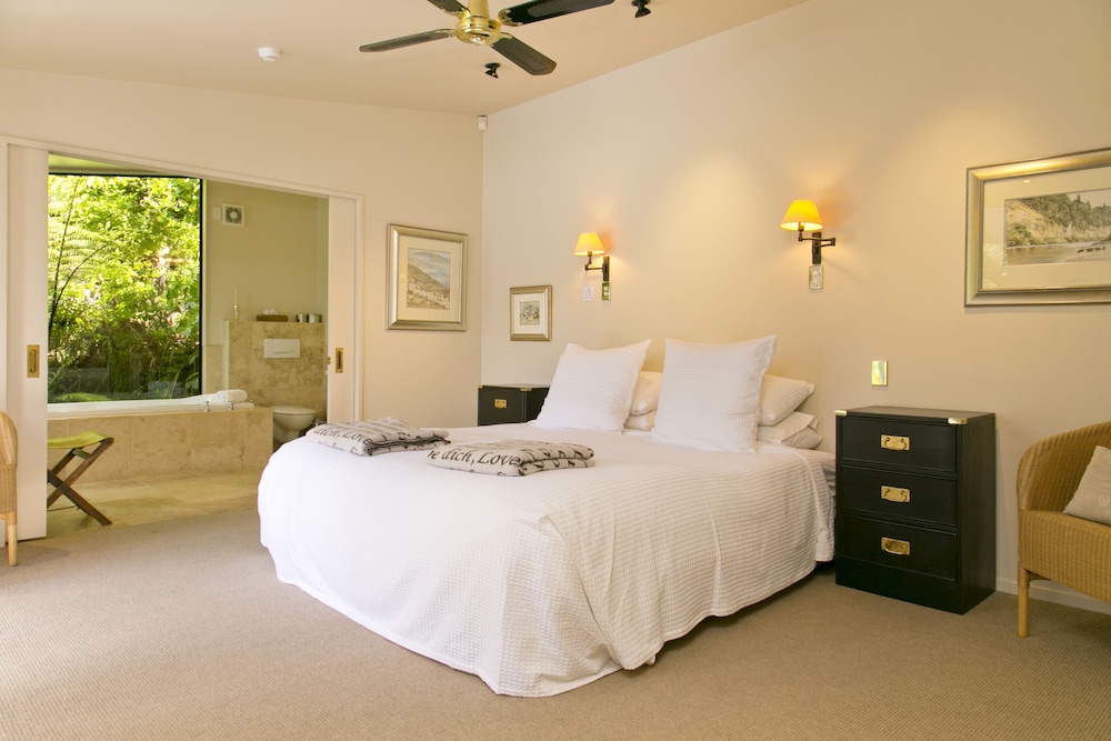 The Point Villas 13/39