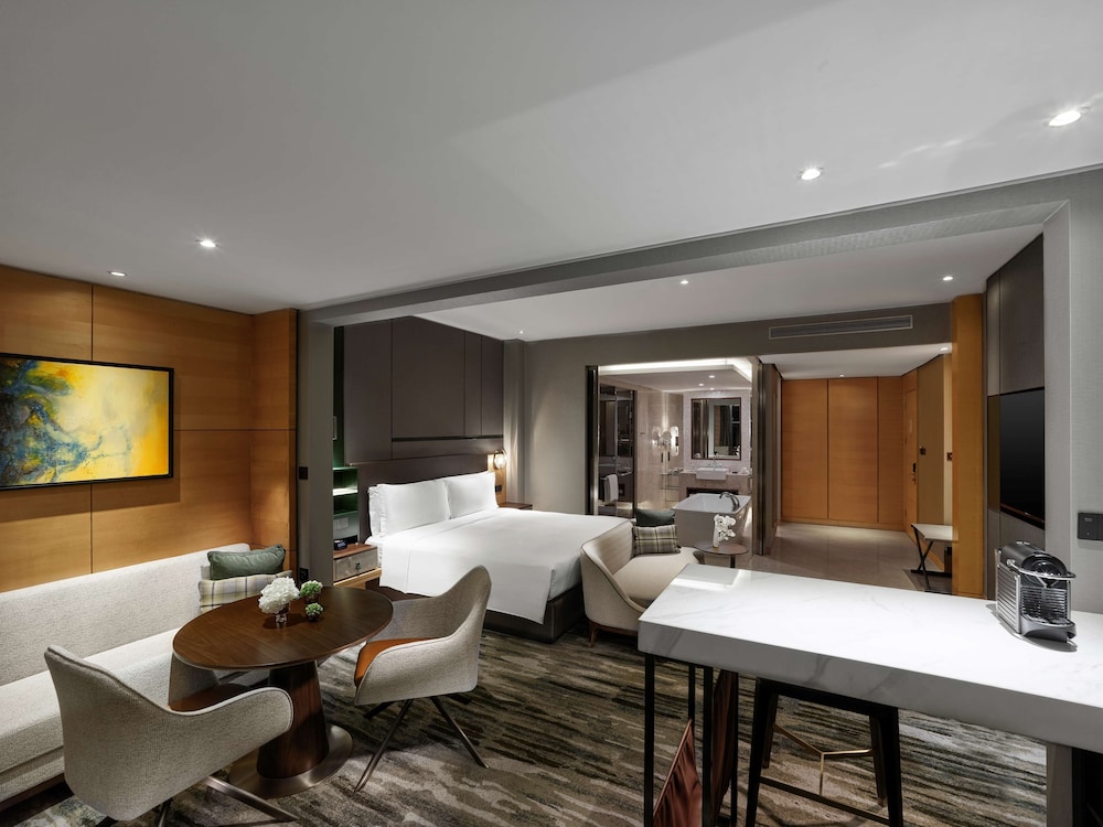 Hilton Shanghai Hongqiao Hotel 19/70