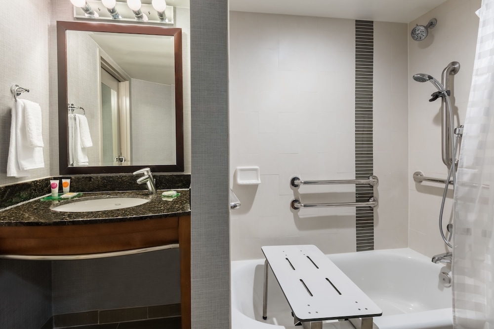 Hyatt Place Atlanta Airport-South 14/59
