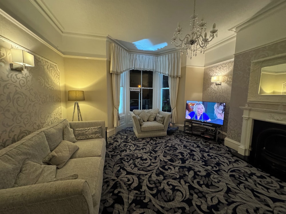 The Winchmore Hotel 25/46