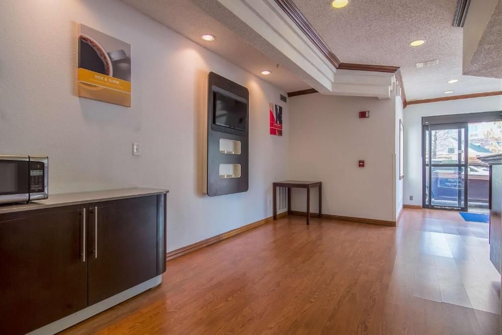 Motel6 Dallas, TX - North - Richardson 10/55