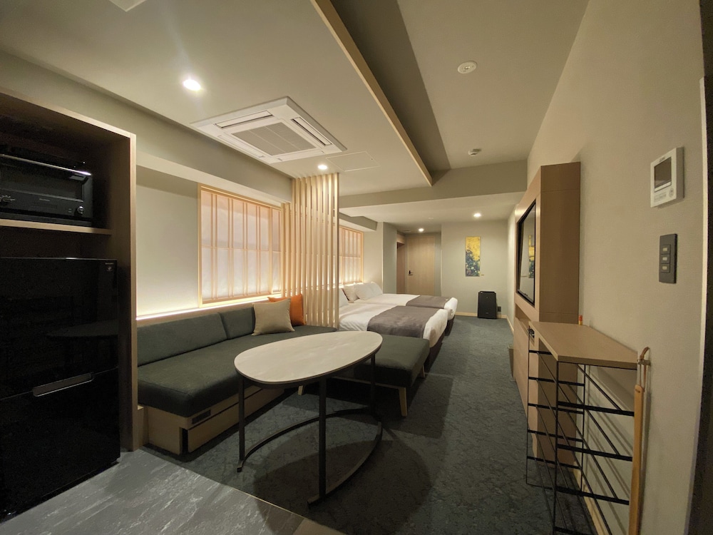 Premium Apart MONday KYOTO GOJO 48/63