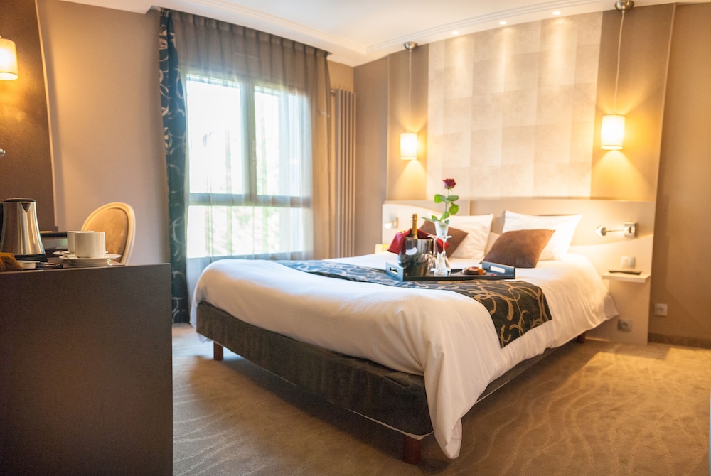 Logis Hotel Restaurant Le Fruitier 8/35