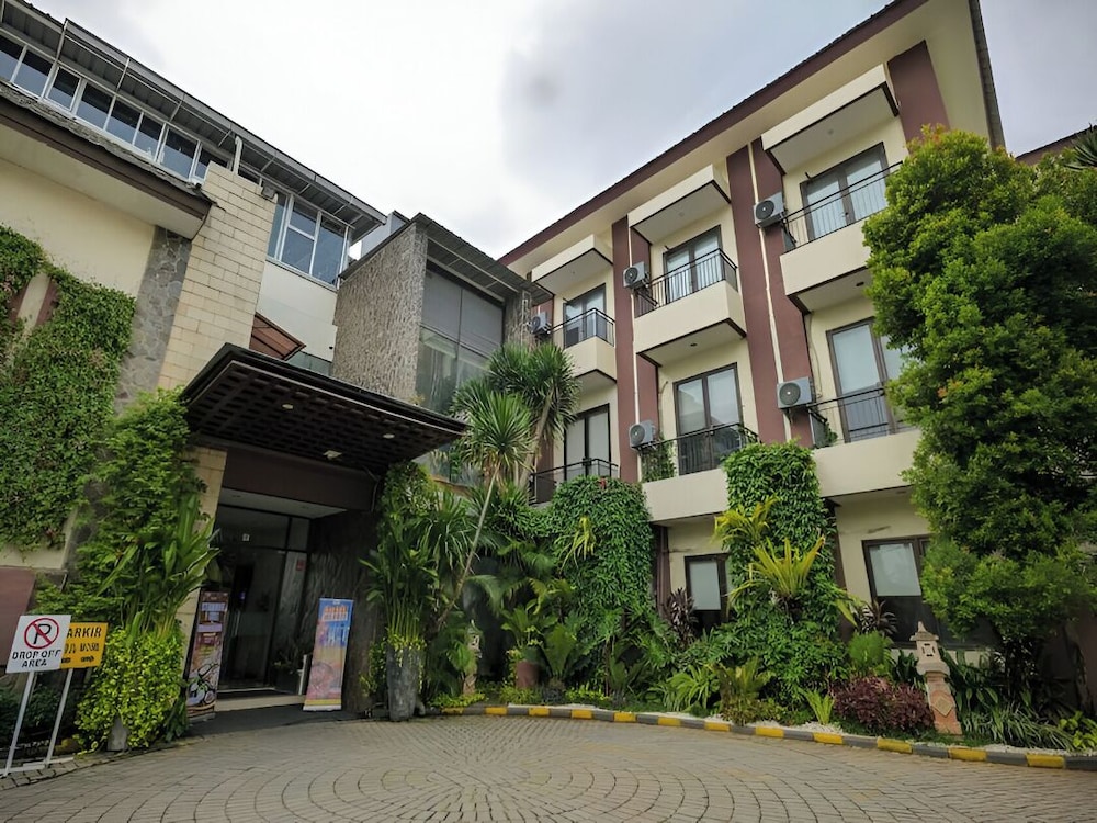 D'Bamboo Suites 4/58