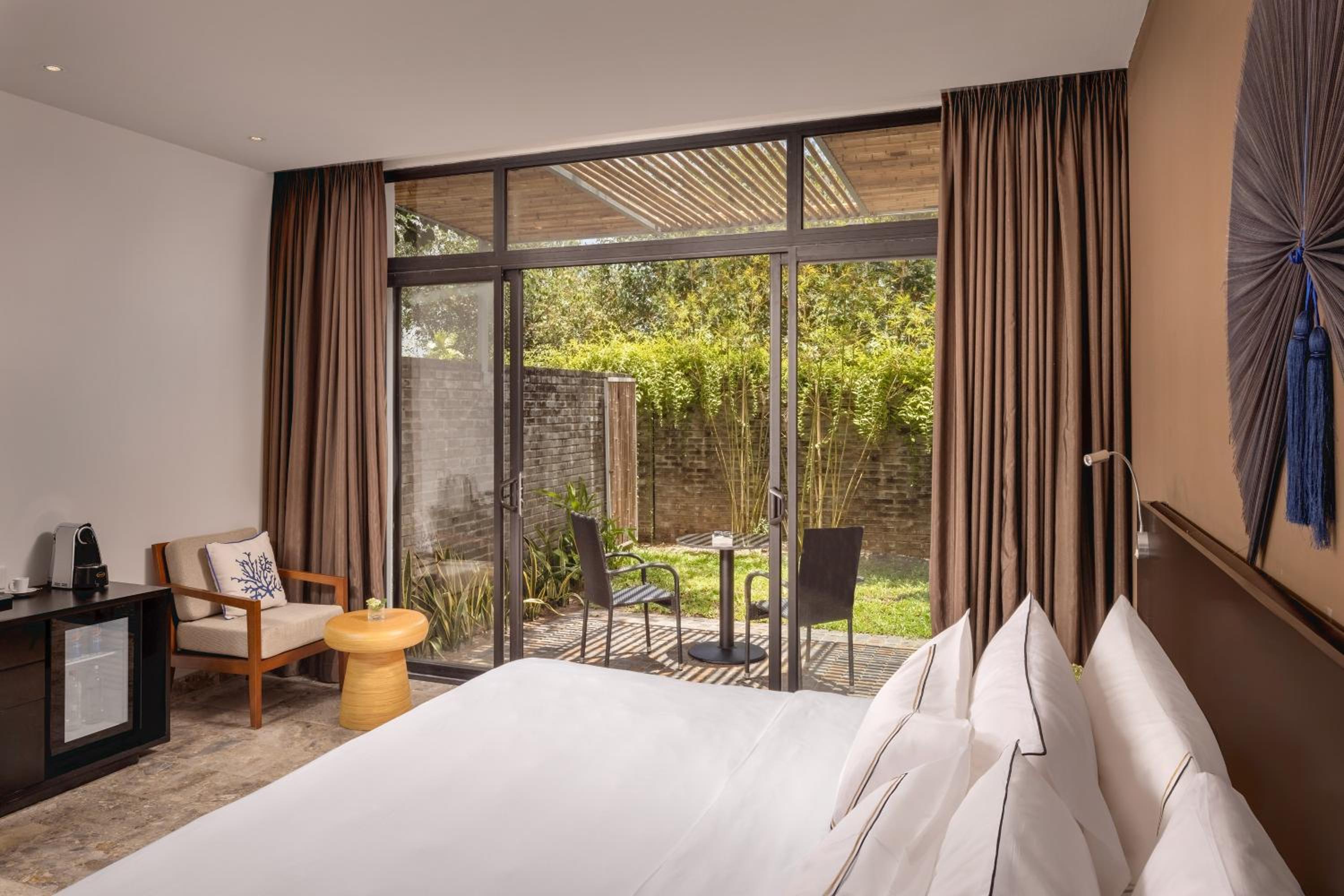 2 Bedrooms, the Level, Terrace, Lounge Access