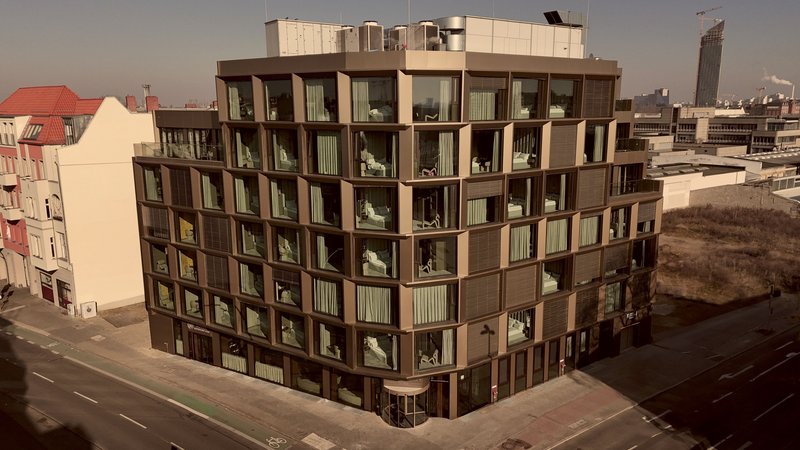 Bellman Hotel 1/38