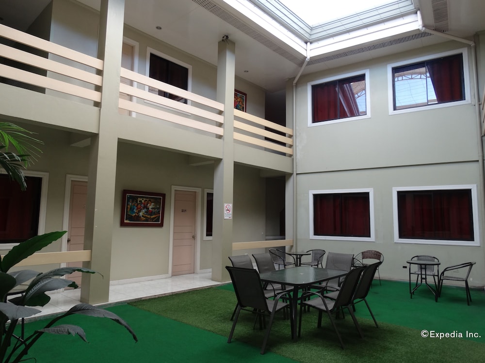 Davao Royal Suites and Residences 22/31