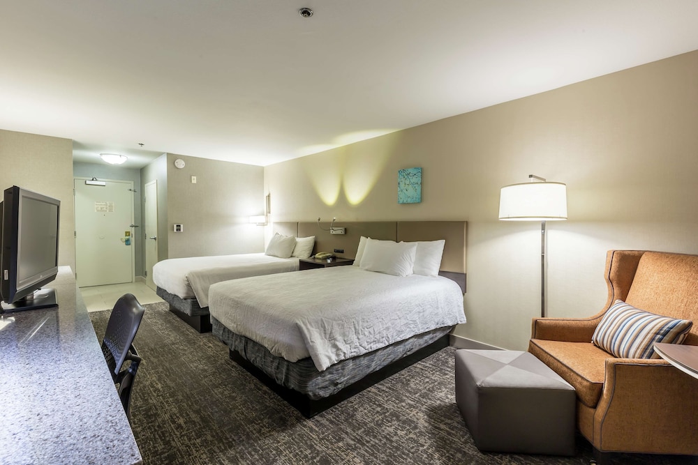Hilton Garden Inn Fairfield 15/80
