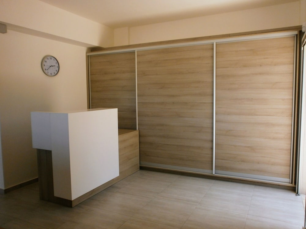 イラクリス・アパートメンツ 写真3