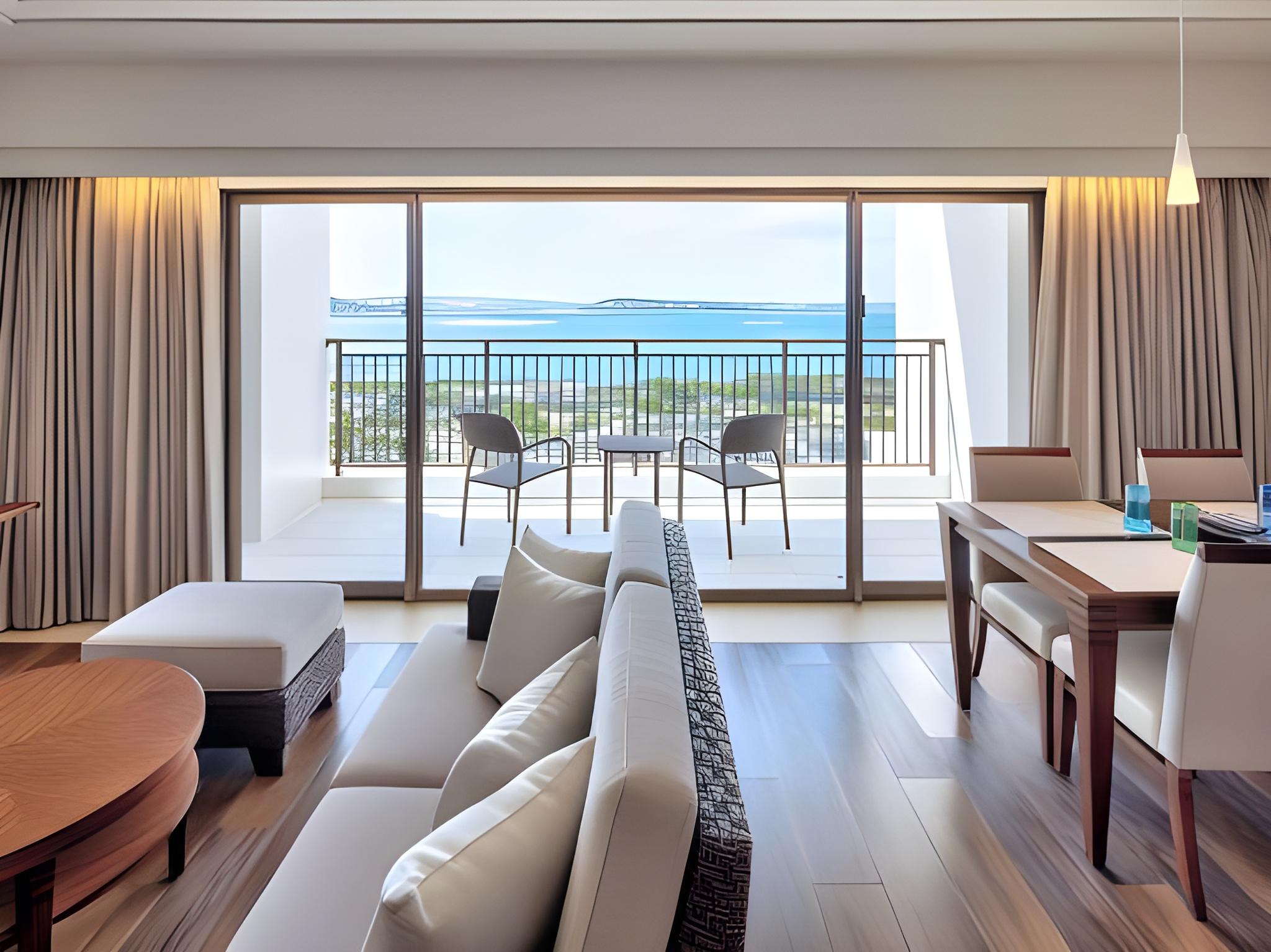 Superior, Twin Beds, Side Ocean View