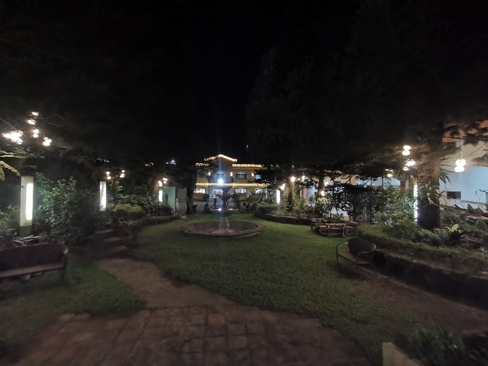 Tagaytay Country Hotel 48/57