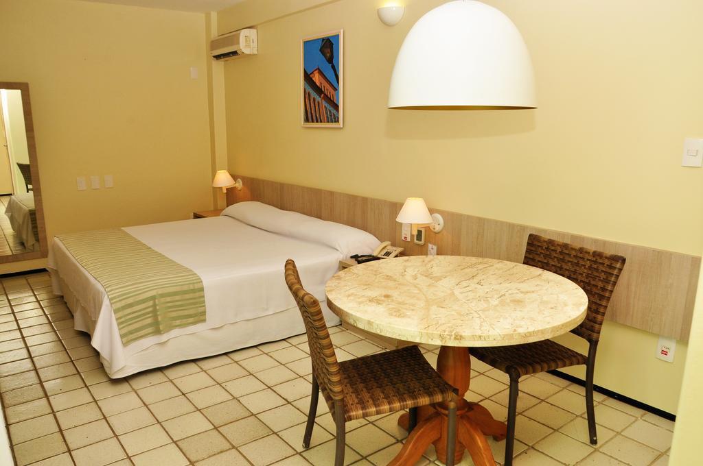 Calhau Praia Hotel 10/15