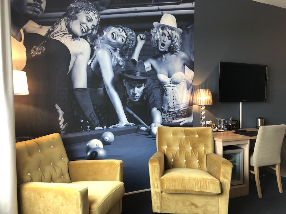 Grand Hotel Asgardstrand 71/76