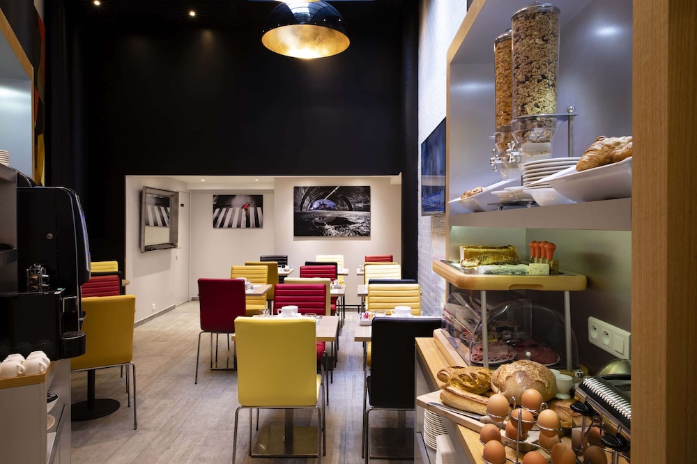 Hotel Montparnasse Saint Germain 65/76