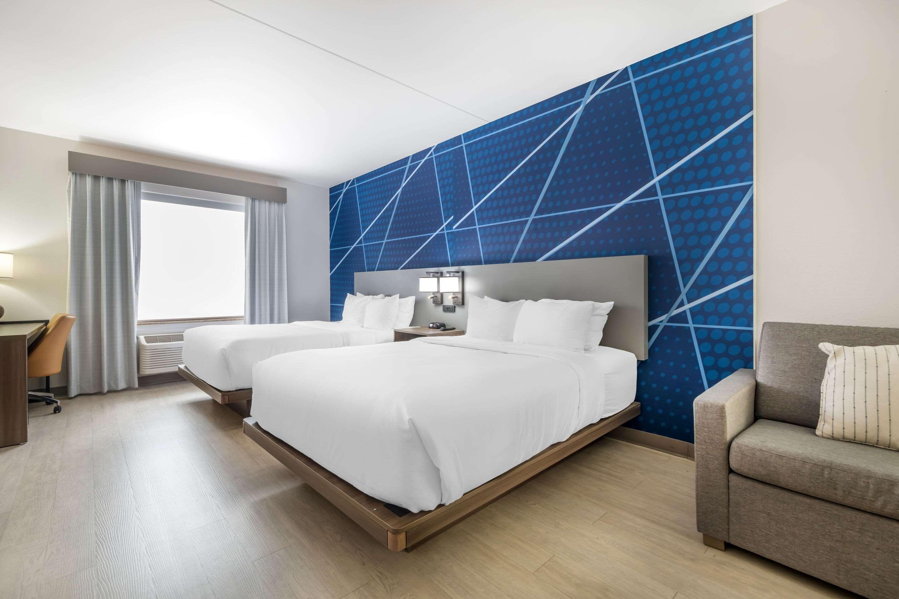 SUITE, 2 QUEEN BEDS