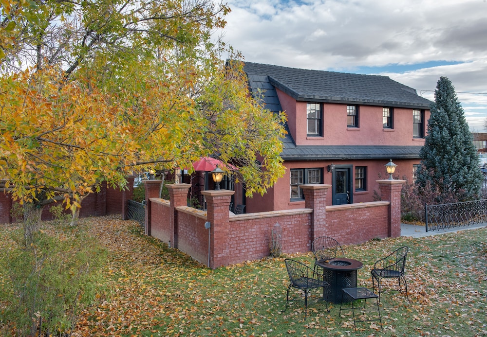 Chamberlin Inn 5/42
