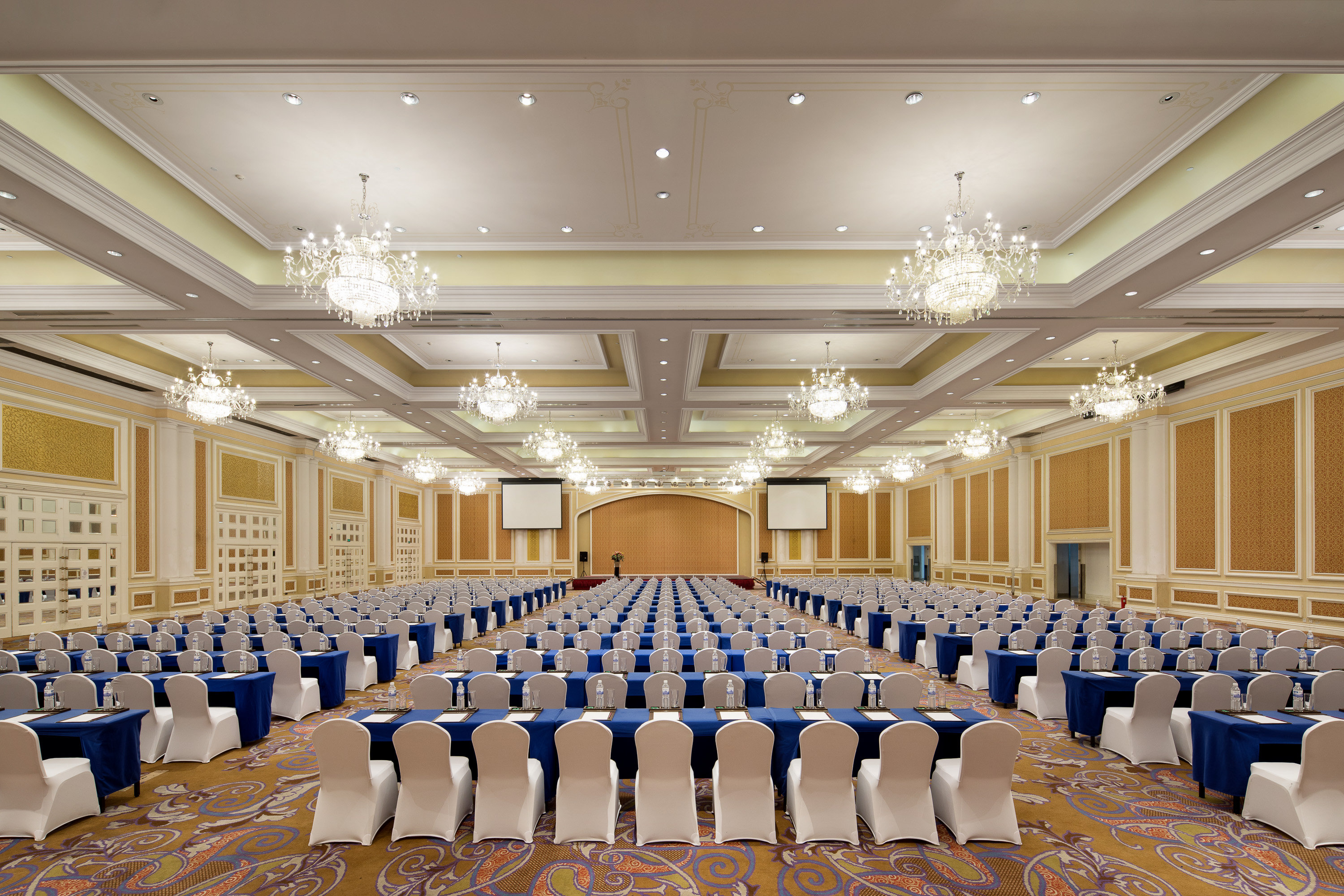Crowne Plaza Qingdao Ocean Spring Resort 34/50