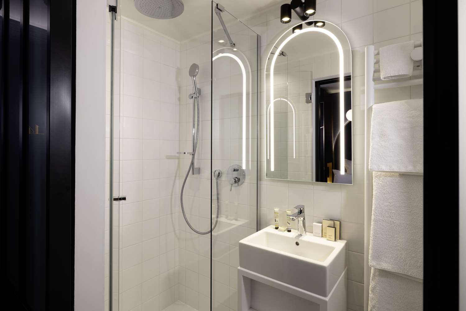 Best Western Plus Bretagne Montparnasse 43/44