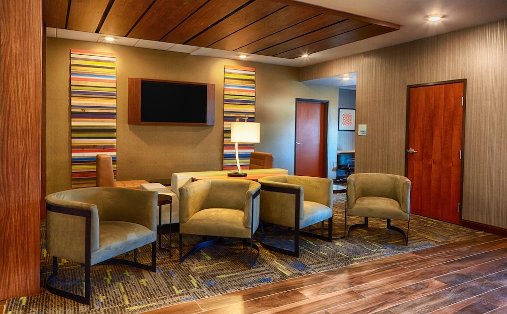Holiday Inn Express Bordentown - Trenton South 32/52