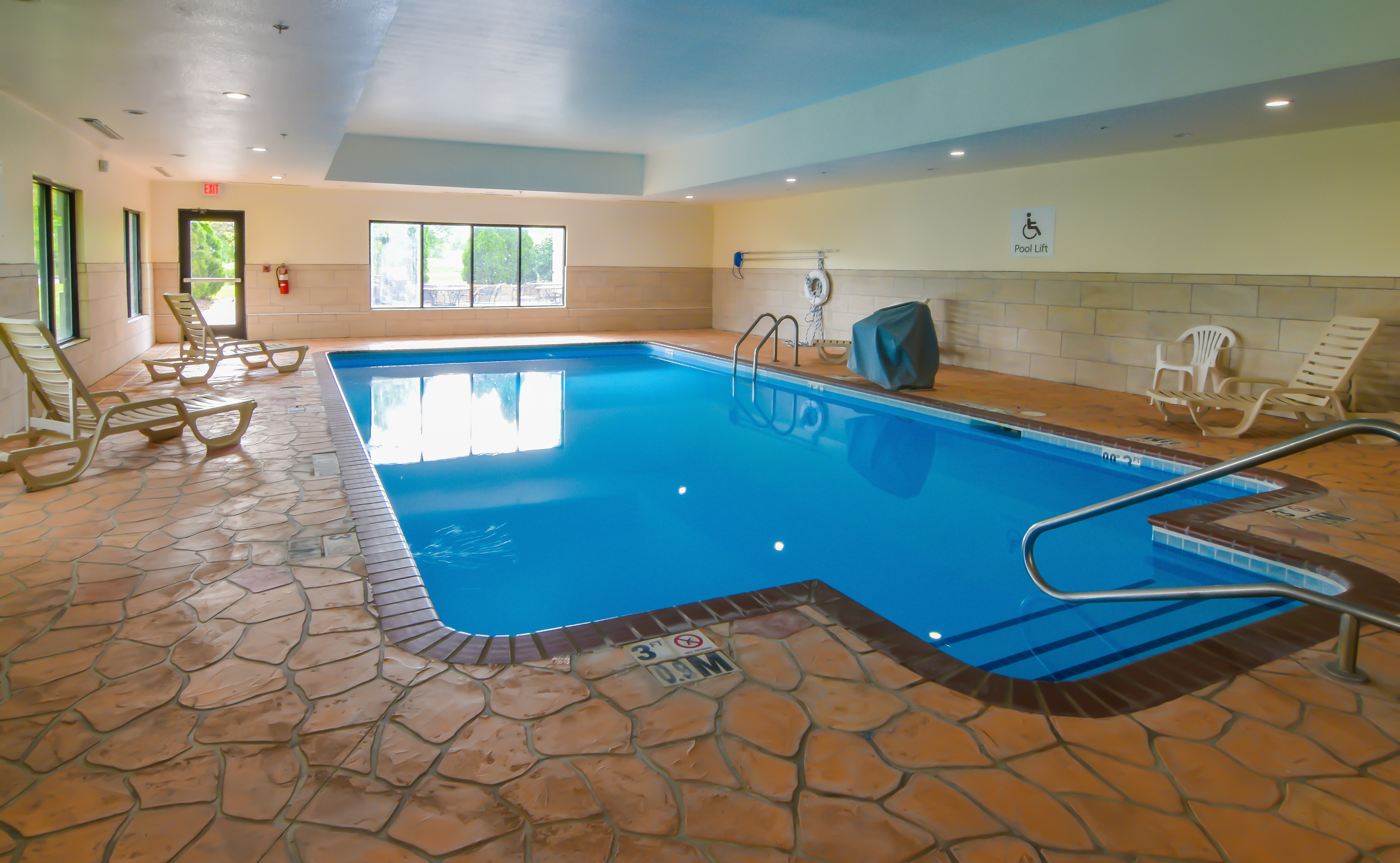 Holiday Inn Express Suites Indianapolis Northwest An Ihg Hotel 28/51