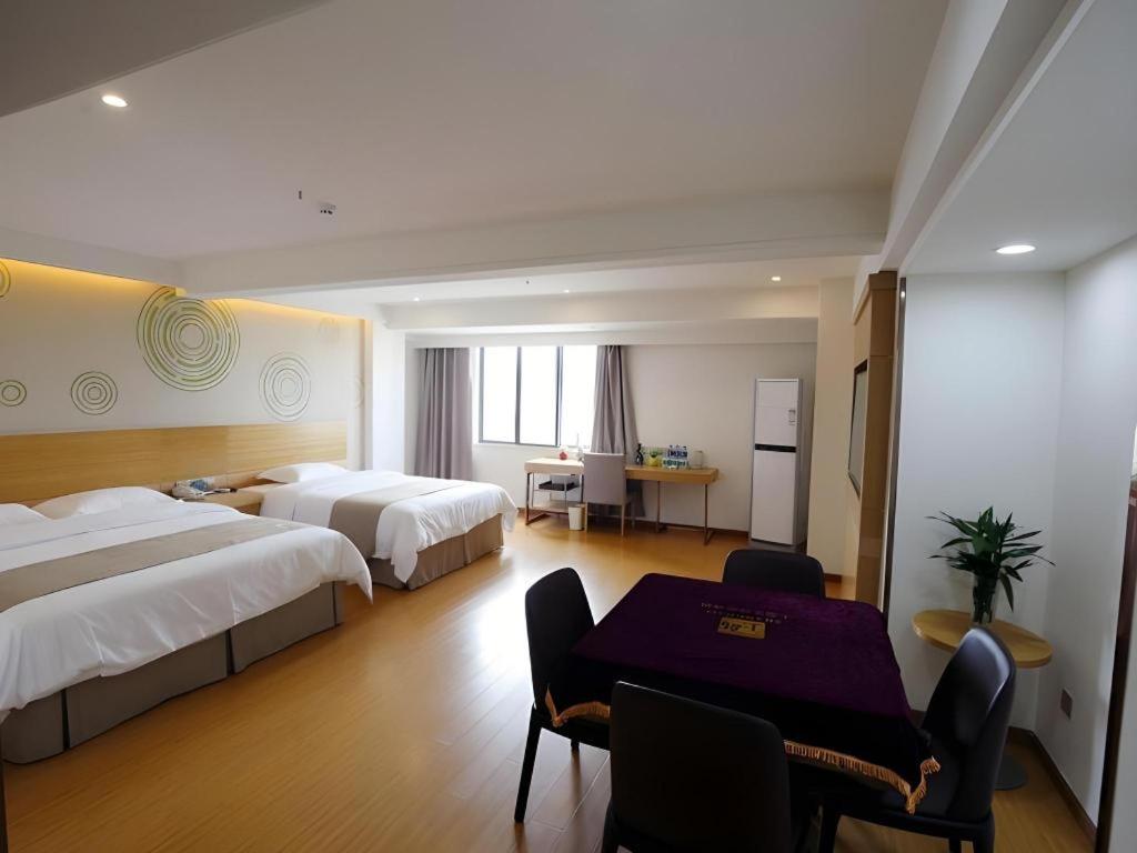 GreenTree Inn Xuancheng Jingxian Wannan First Street Express Hotel 27/52