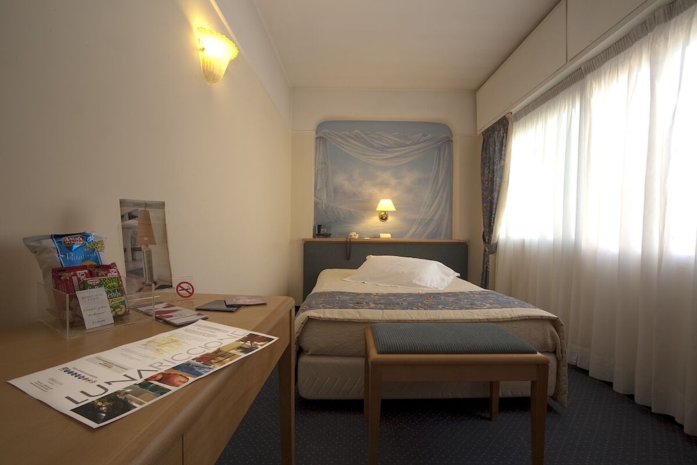 Hotel Lunariccione 14/36