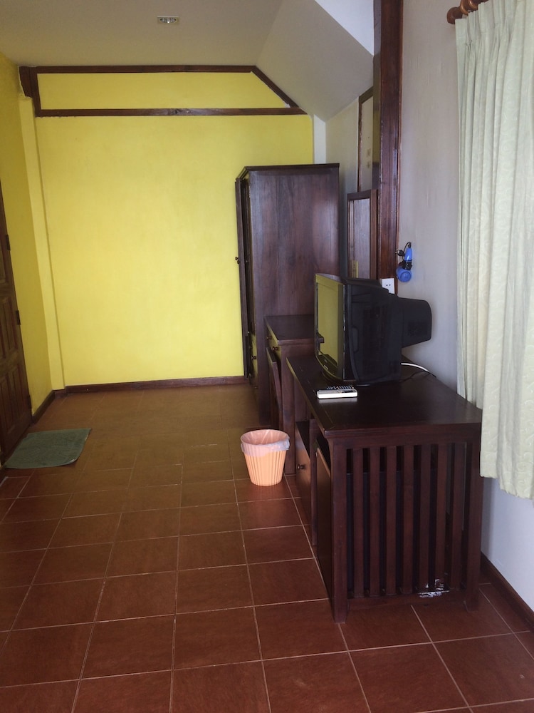 THARATHIP RESORT 59/68