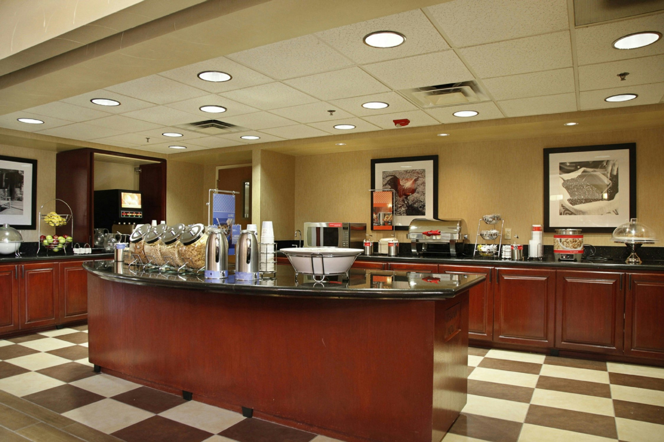 Hampton Inn & Suites Phoenix/Scottsdale 6/47