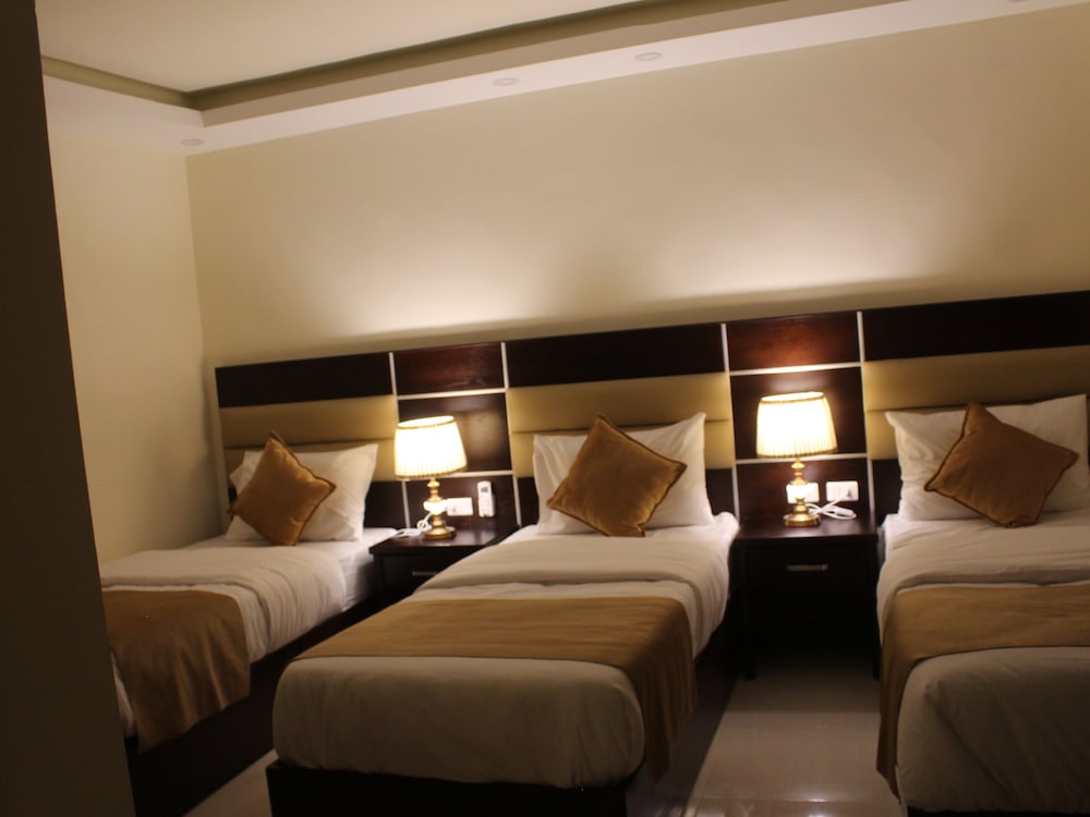Shaqilath Hotel 11/47