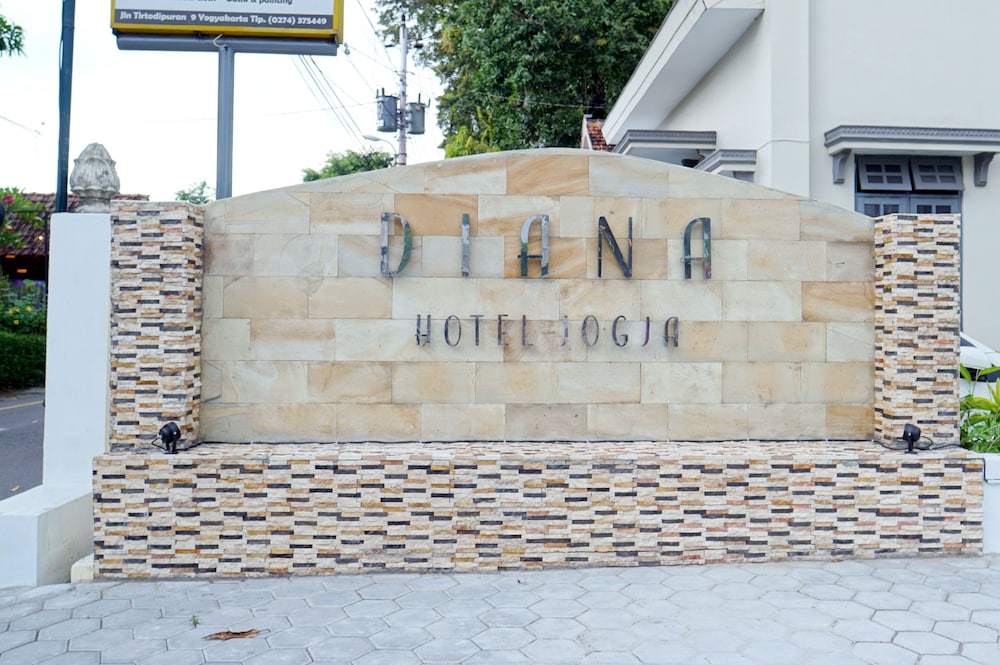 Diana Hotel Jogja 4/43